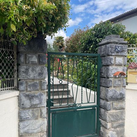 Appartement Independant En Rdc Chez Habitant Lannemezan Luaran gambar