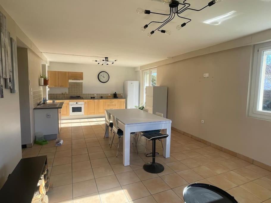 Appartement Independant En Rdc Chez Habitant Lannemezan Luaran gambar